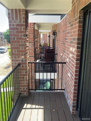 5004 Daggett Avenue, St Louis, MO 63110