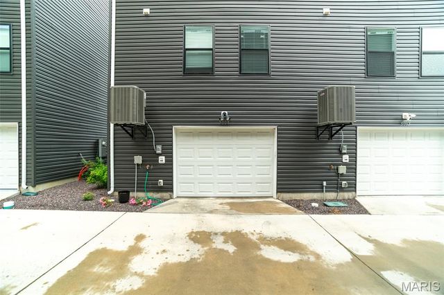 5004 Daggett Avenue, St Louis, MO 63110