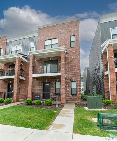 5004 Daggett Avenue, St Louis, MO 63110