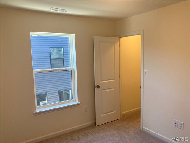 5004 Daggett Avenue, St Louis, MO 63110
