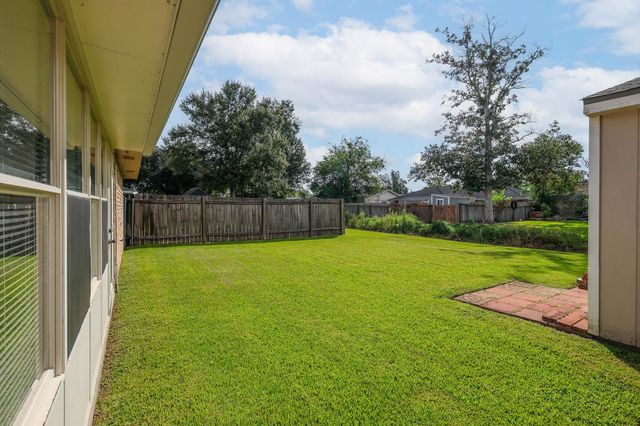 400 Louis Dr, Houma, LA 70360