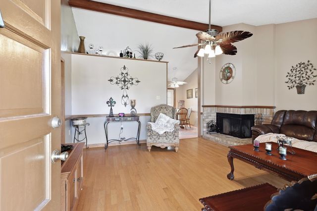 400 Louis Dr, Houma, LA 70360
