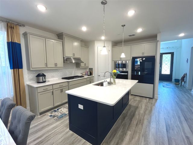 3121 Casa Blanca Street, Celina, TX 75009