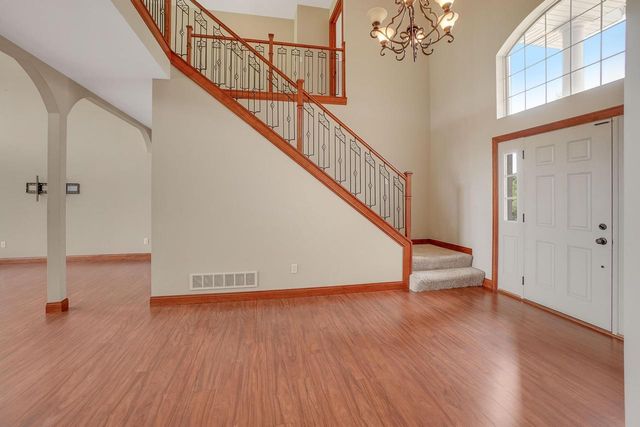 750 Pinehurst DRIVE, Mukwonago, WI 53149