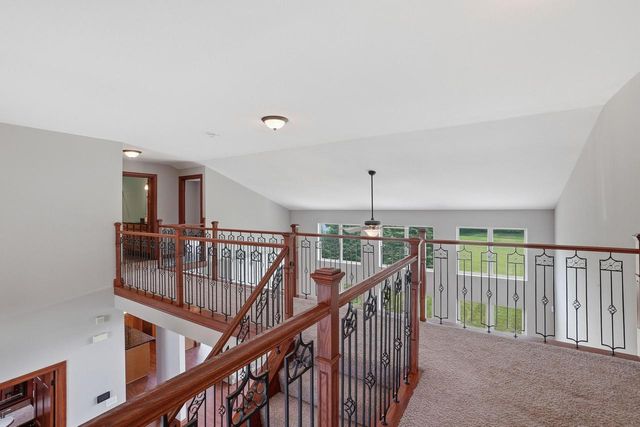 750 Pinehurst DRIVE, Mukwonago, WI 53149