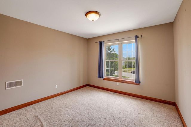 750 Pinehurst DRIVE, Mukwonago, WI 53149