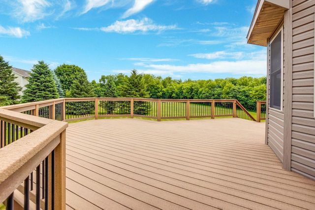 750 Pinehurst DRIVE, Mukwonago, WI 53149