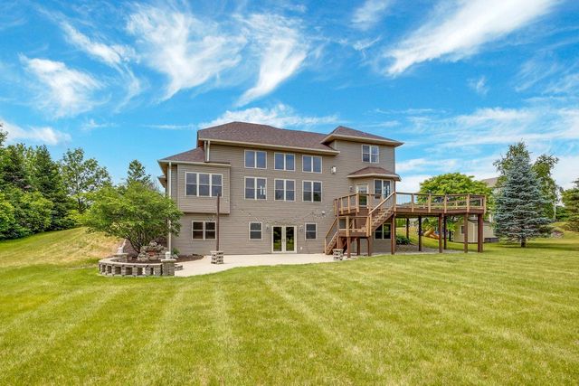 750 Pinehurst DRIVE, Mukwonago, WI 53149