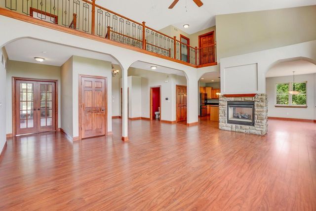 750 Pinehurst DRIVE, Mukwonago, WI 53149