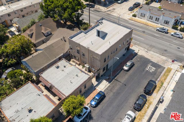 6600 S Hoover Street, Los Angeles, CA 90044