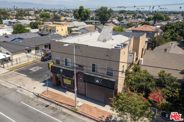 6600 S Hoover Street, Los Angeles, CA 90044