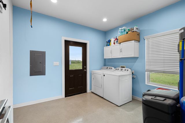 124 County Road 4511, Decatur, TX 76234