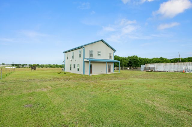 124 County Road 4511, Decatur, TX 76234