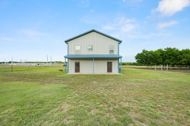 124 County Road 4511, Decatur, TX 76234