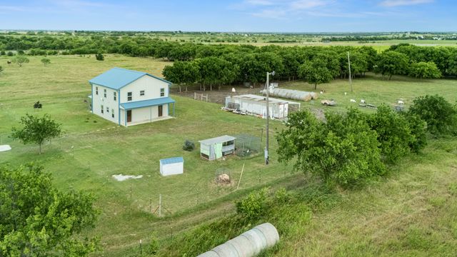 124 County Road 4511, Decatur, TX 76234