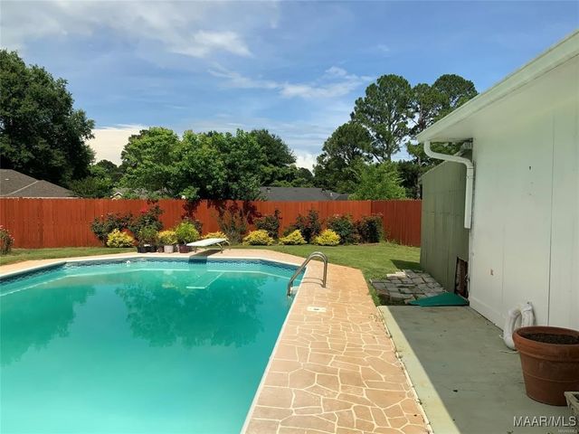 101 Natchez Court, Montgomery, AL 36117