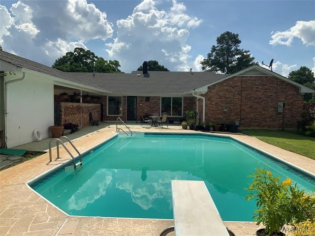 101 Natchez Court, Montgomery, AL 36117