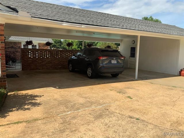 101 Natchez Court, Montgomery, AL 36117