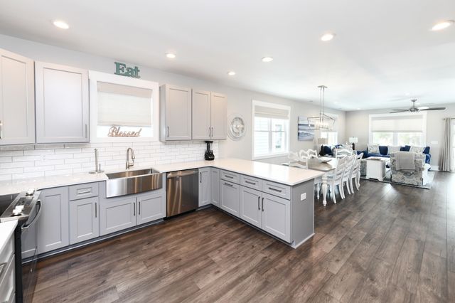 113B 11th Ave. S, Surfside Beach, SC 29575