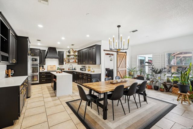 116 LAS BRISAS BLVD, Seguin, TX 78155