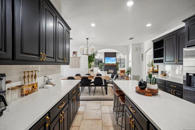 116 LAS BRISAS BLVD, Seguin, TX 78155