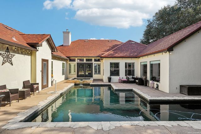 116 LAS BRISAS BLVD, Seguin, TX 78155