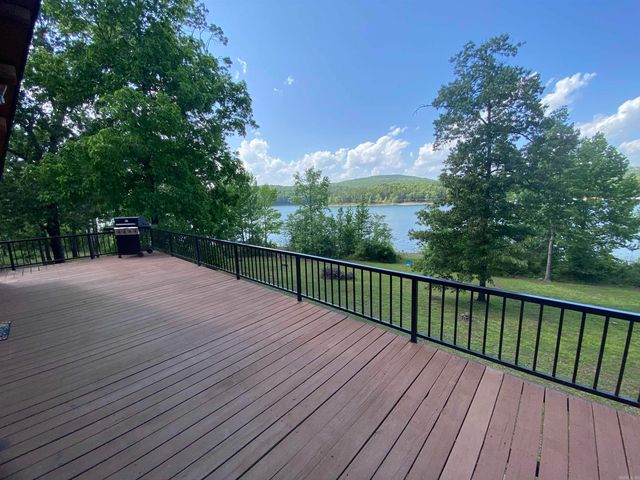 760 Davidson Circle, Greers Ferry, AR 72067