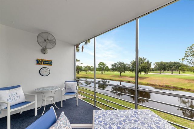 7461 W COUNTRY CLUB DRIVE N 203, Sarasota, FL 34243