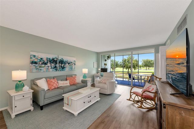 7461 W COUNTRY CLUB DRIVE N 203, Sarasota, FL 34243