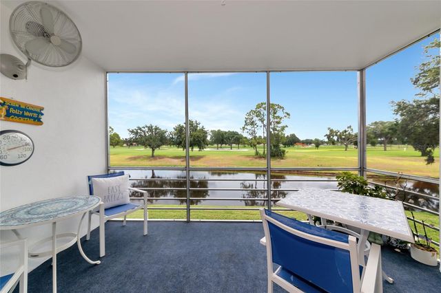 7461 W COUNTRY CLUB DRIVE N 203, Sarasota, FL 34243