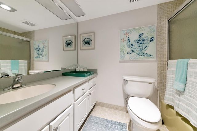 7461 W COUNTRY CLUB DRIVE N 203, Sarasota, FL 34243