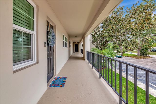 7461 W COUNTRY CLUB DRIVE N 203, Sarasota, FL 34243