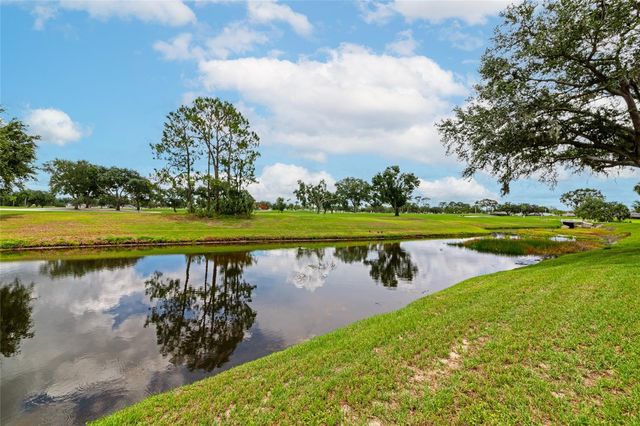 7461 W COUNTRY CLUB DRIVE N 203, Sarasota, FL 34243