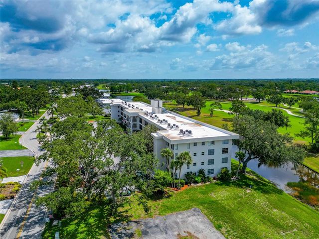 7461 W COUNTRY CLUB DRIVE N 203, Sarasota, FL 34243