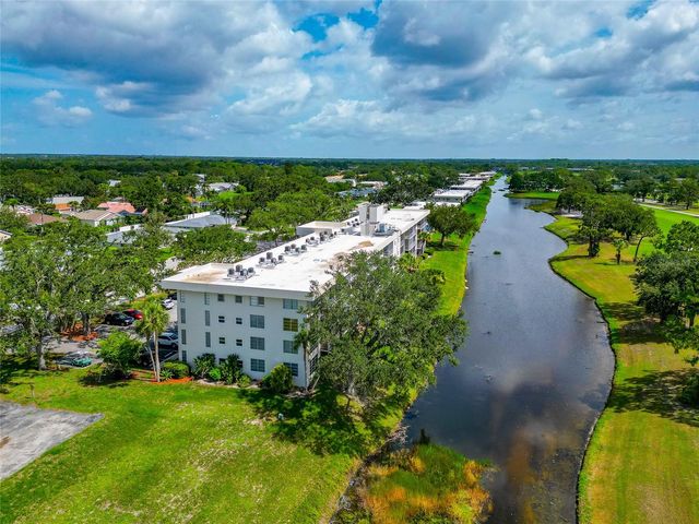 7461 W COUNTRY CLUB DRIVE N 203, Sarasota, FL 34243