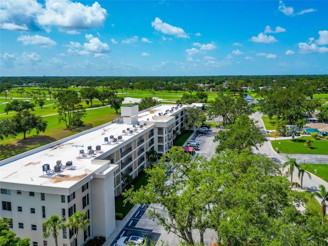 7461 W COUNTRY CLUB DRIVE N 203, Sarasota, FL 34243