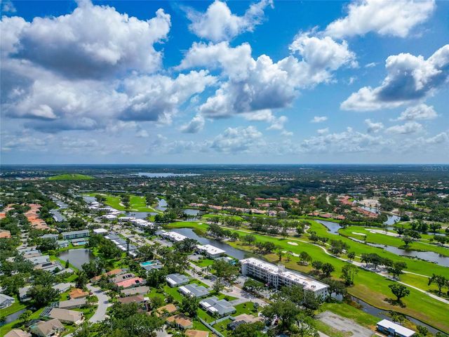 7461 W COUNTRY CLUB DRIVE N 203, Sarasota, FL 34243