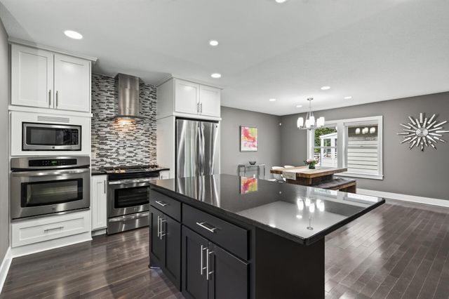 1406 Juliet Avenue, Saint Paul, MN 55105