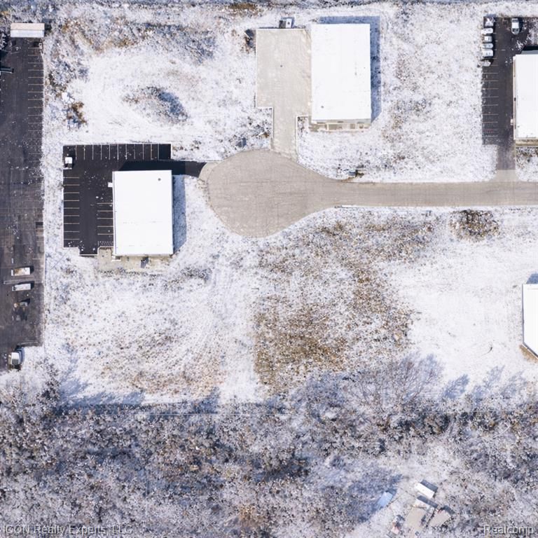 34433 Rosati Avenue, Livonia, MI 48150