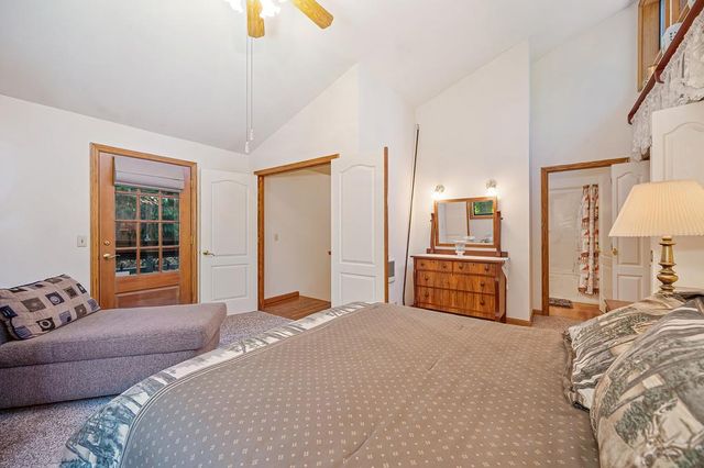 7085 Lakewood Dr, Pollock Pines, CA 95726
