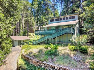 7085 Lakewood Dr, Pollock Pines, CA 95726