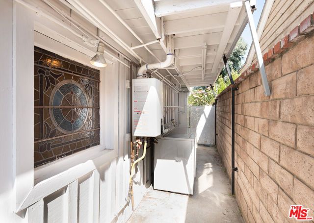 14842 Morrison Street, Sherman Oaks, CA 91403