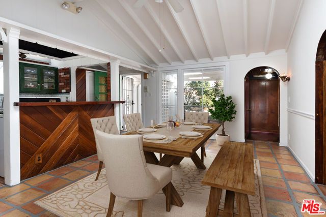 14842 Morrison Street, Sherman Oaks, CA 91403