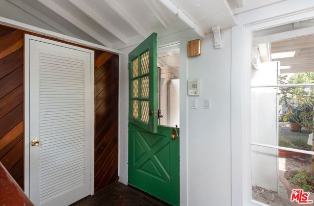 14842 Morrison Street, Sherman Oaks, CA 91403