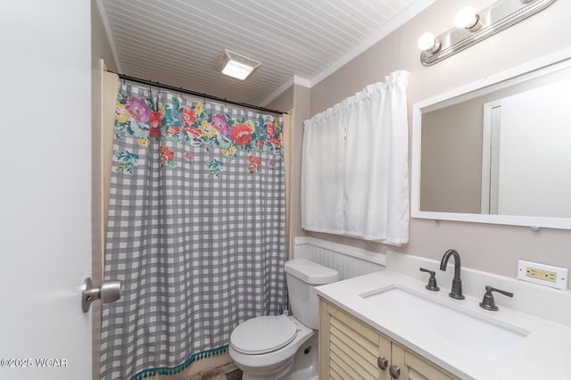 1203 Chateau Court, Findlay, OH 45840