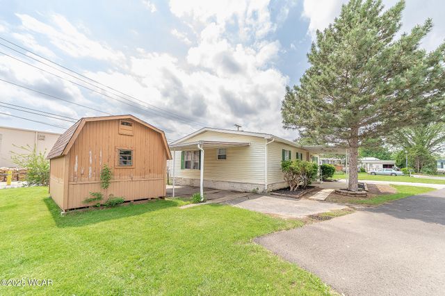 1203 Chateau Court, Findlay, OH 45840