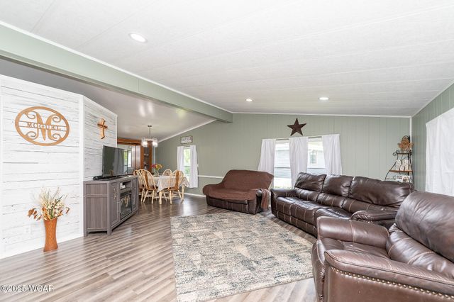 1203 Chateau Court, Findlay, OH 45840