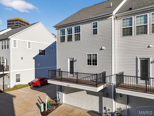 8014 Townes Way, St Louis, MO 63117