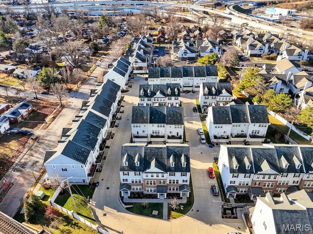 8014 Townes Way, St Louis, MO 63117