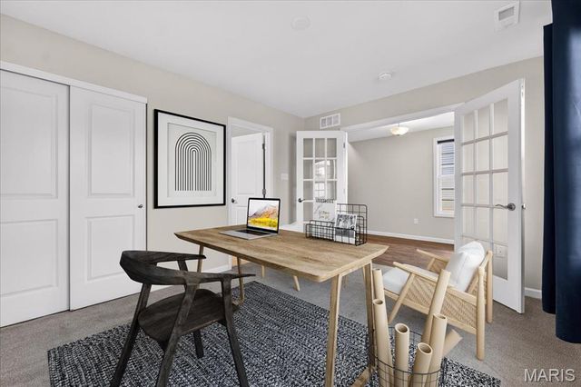 8014 Townes Way, St Louis, MO 63117